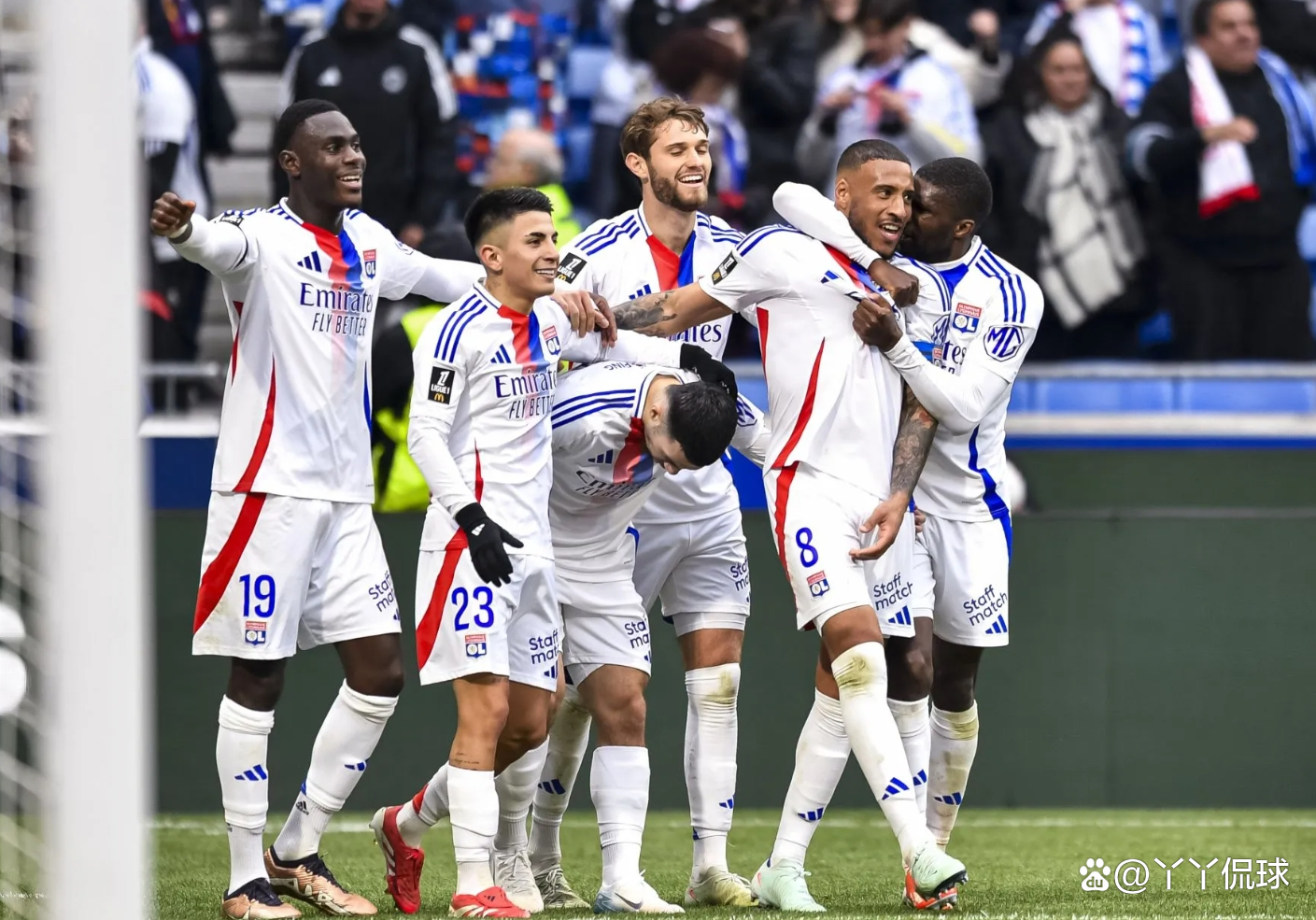 里昂击败斯特拉斯堡，继续保持不败走势