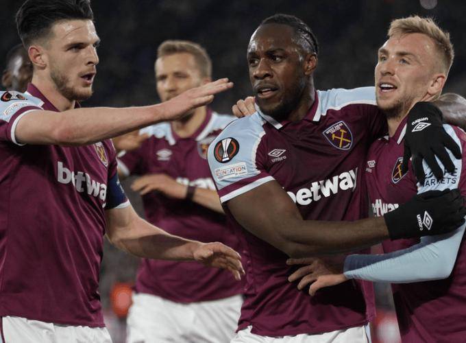 莱斯特城遭遇连败，欧冠名额岌岌可危的简单介绍