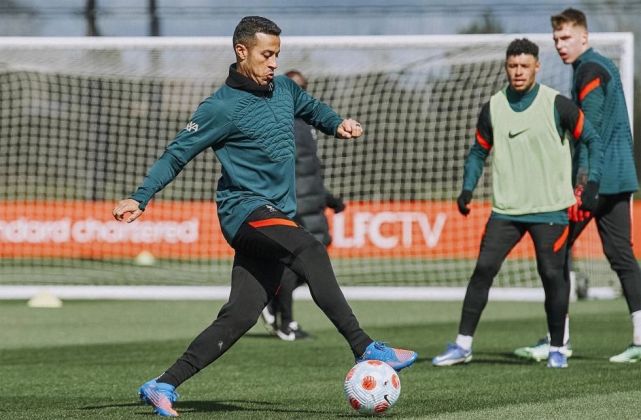 利物浦挑战沃特福德，绝地反击