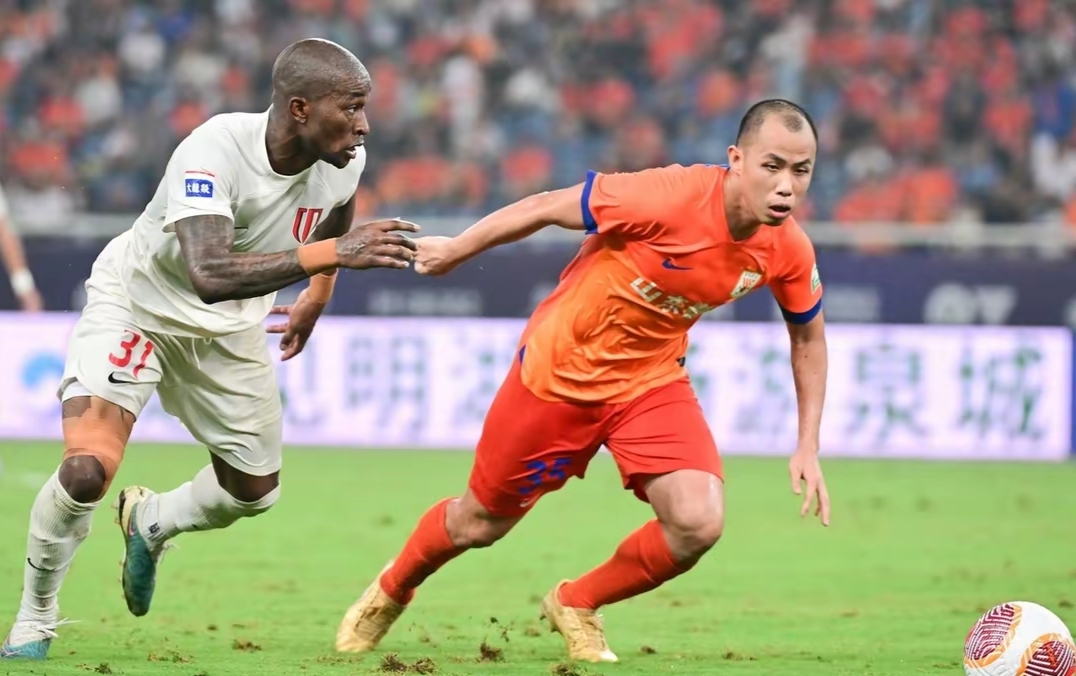 泰达客场不敌鲁能，遭遇两连败