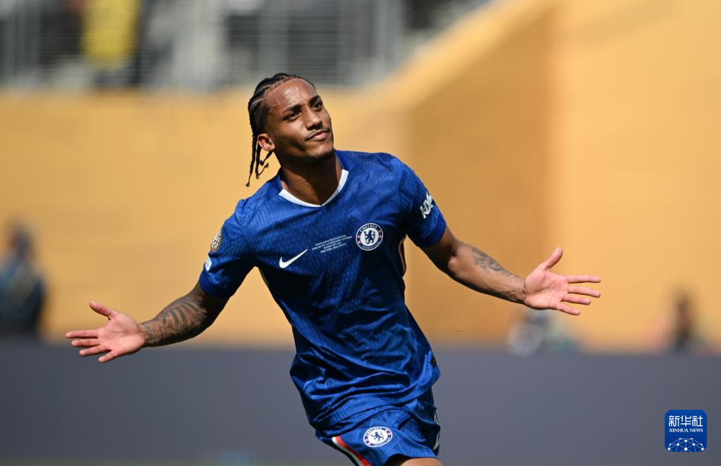 切尔西紧随巴黎晋级，球员士气高涨