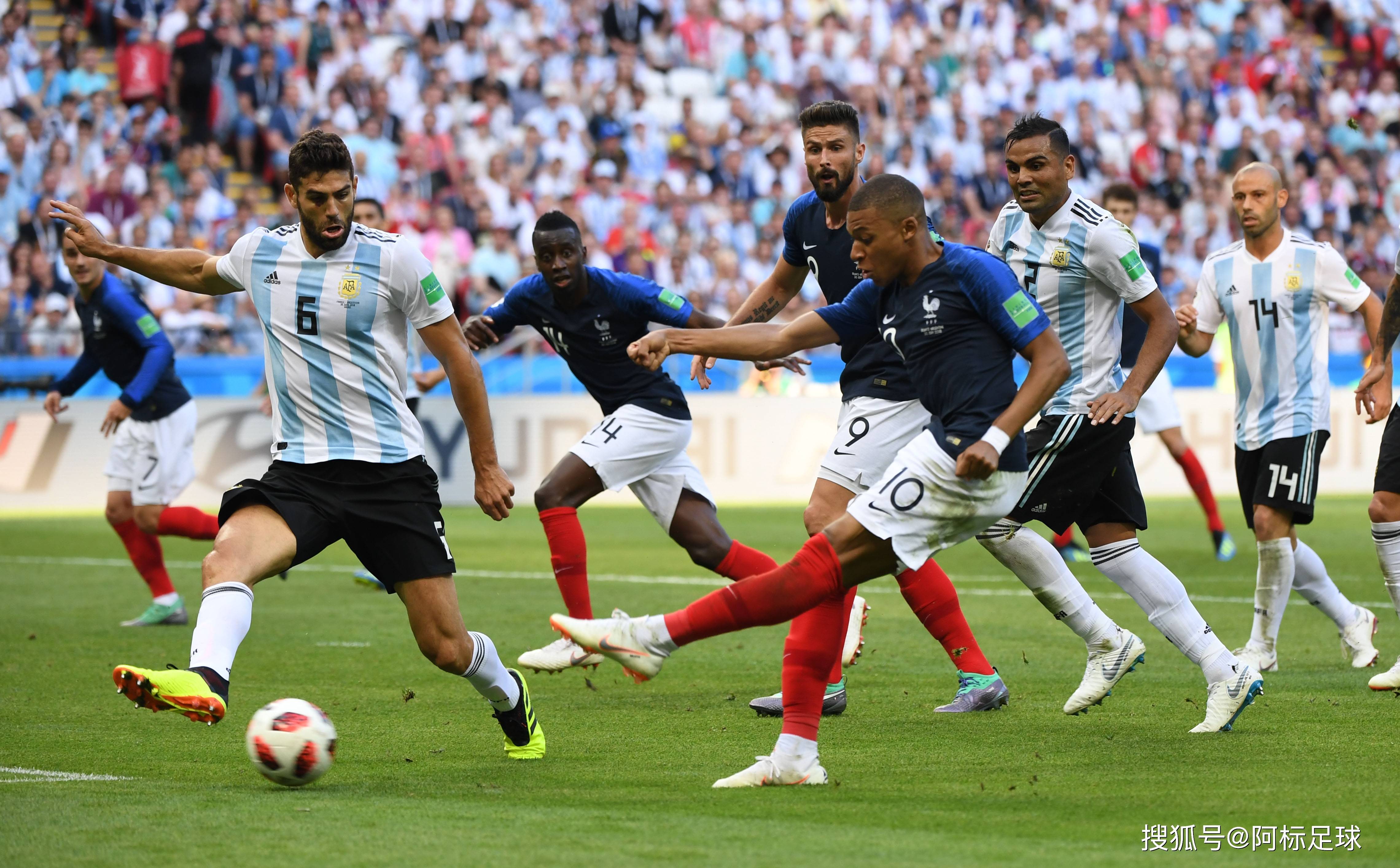 比利时大胜俄罗斯，保持不败