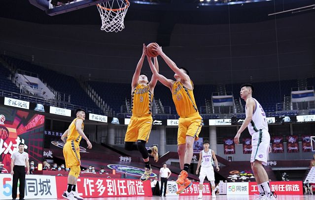 包含瑞士队蓄势待发，成功锁定强席位的词条