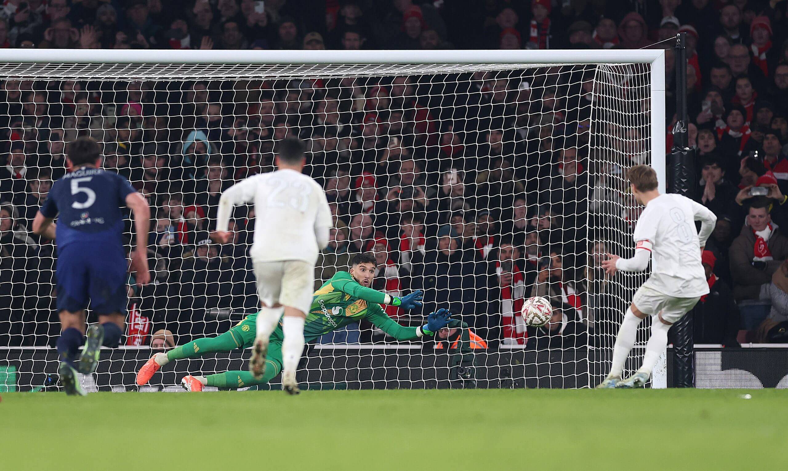 阿森纳回归低迷，再战输球队史最惨痛