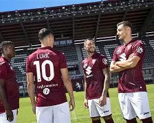 都灵队连胜收官，为未来奠定基石