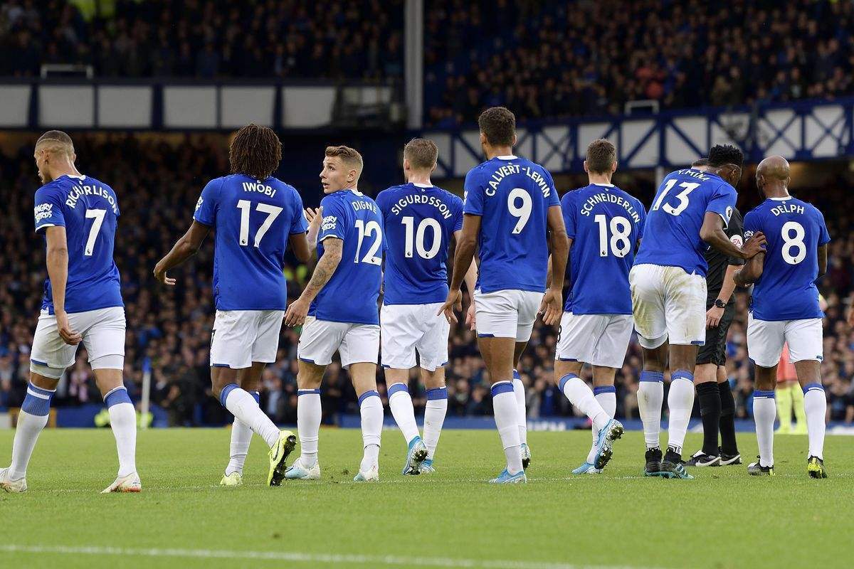 沙尔克遭遇两连败，埃弗顿挑战德甲队实力