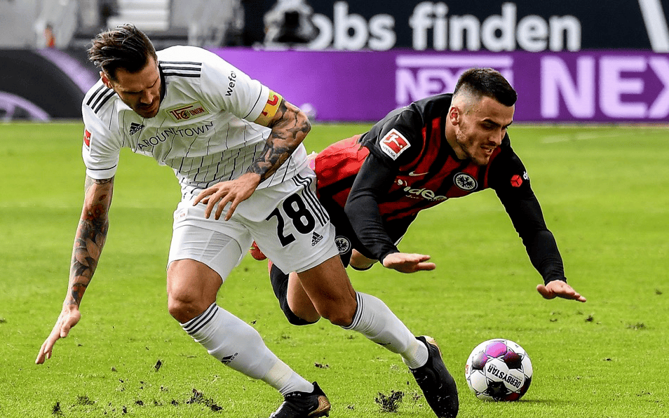 关于巴斯克球队客场大胜巴黎FC的信息