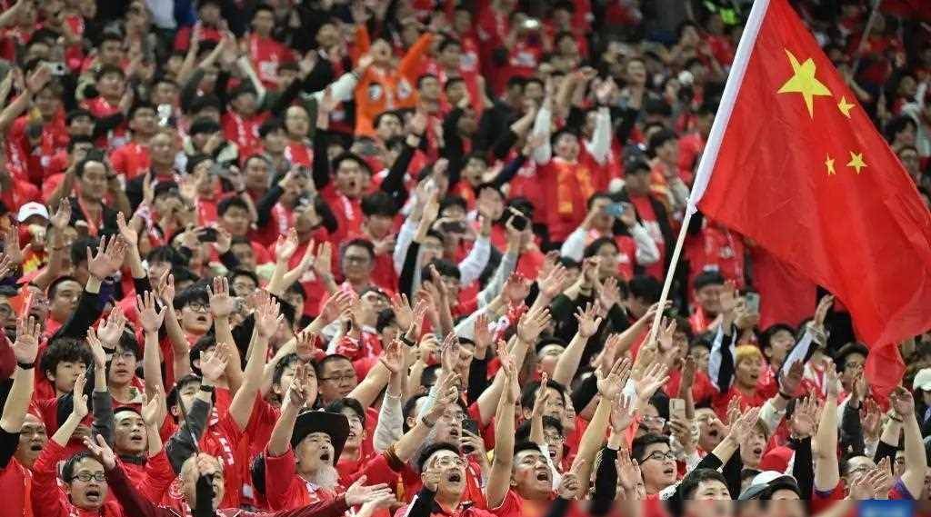 逆袭之战，比赛中一队良好的合作精神带来胜利的简单介绍