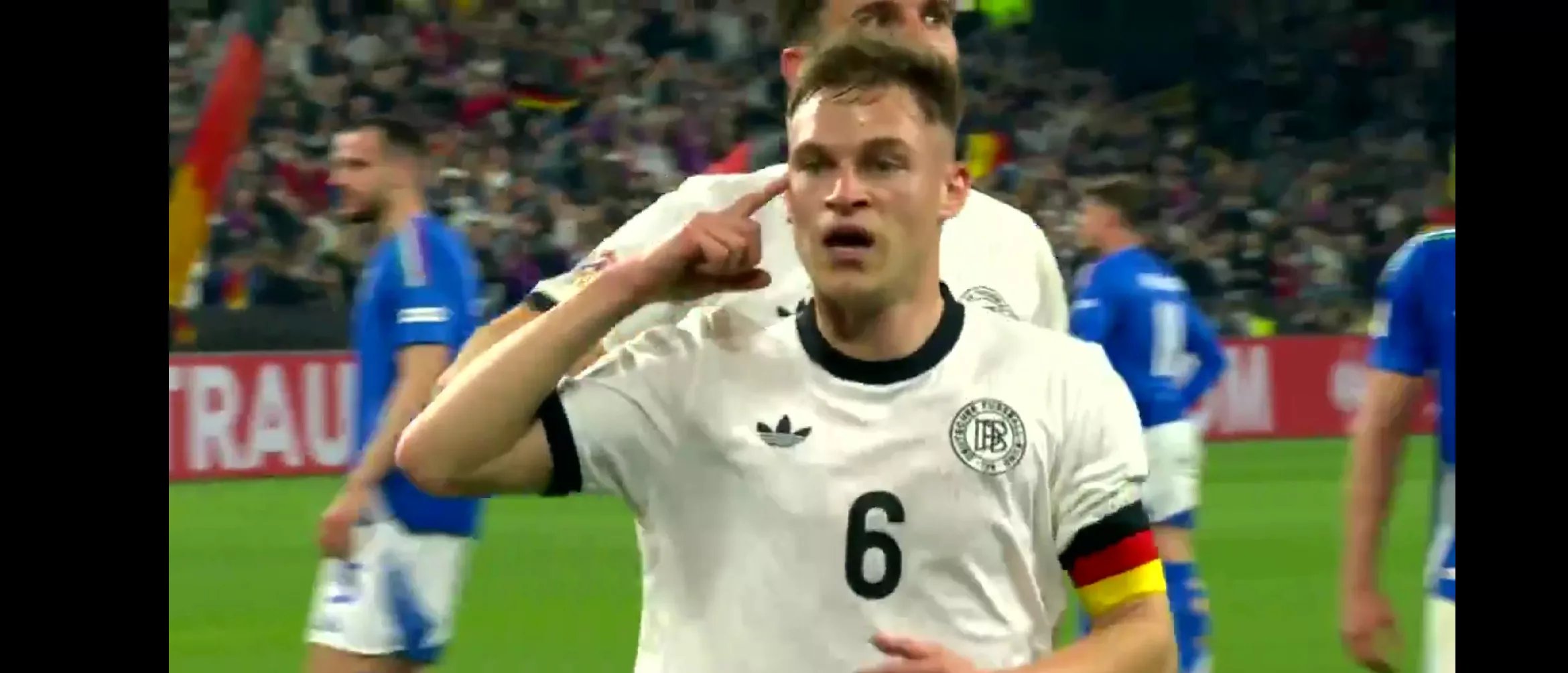 德国队主场迎战荷兰，艰难获得三分