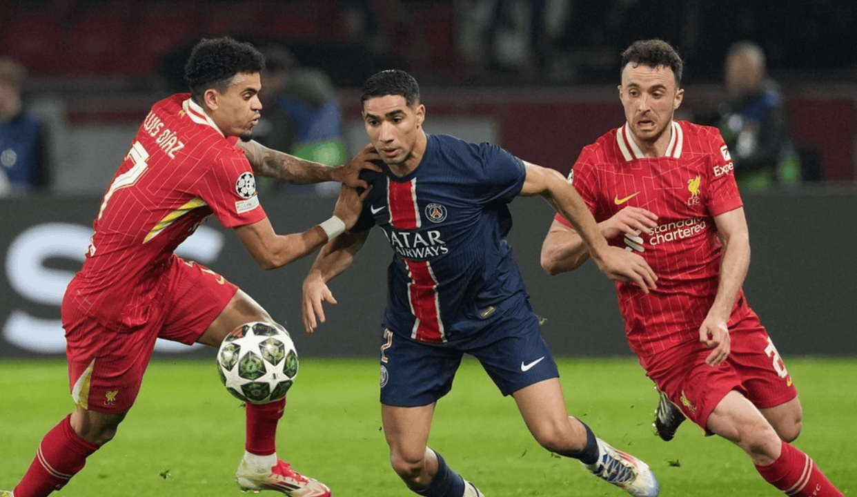 包含巴黎圣日耳曼再度遭遇对手反超，遗憾失分的词条