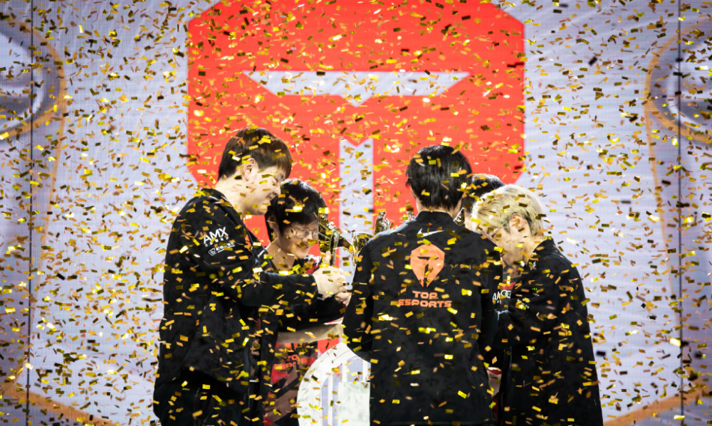 100T翻盘JDG，CoreJJ关键团战开团秒人焦点之战半决赛，留下经典瞬间