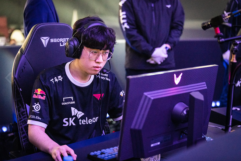 TES轻取GEN，Faker单局斩获MVP激烈交锋全球总决赛，成为赛场最大亮点