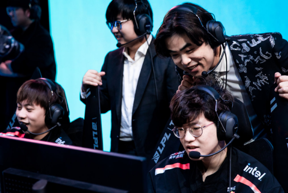 关于TL血洗HLE，Oner单局斩获MVP强强对话小组赛，留下经典瞬间的信息