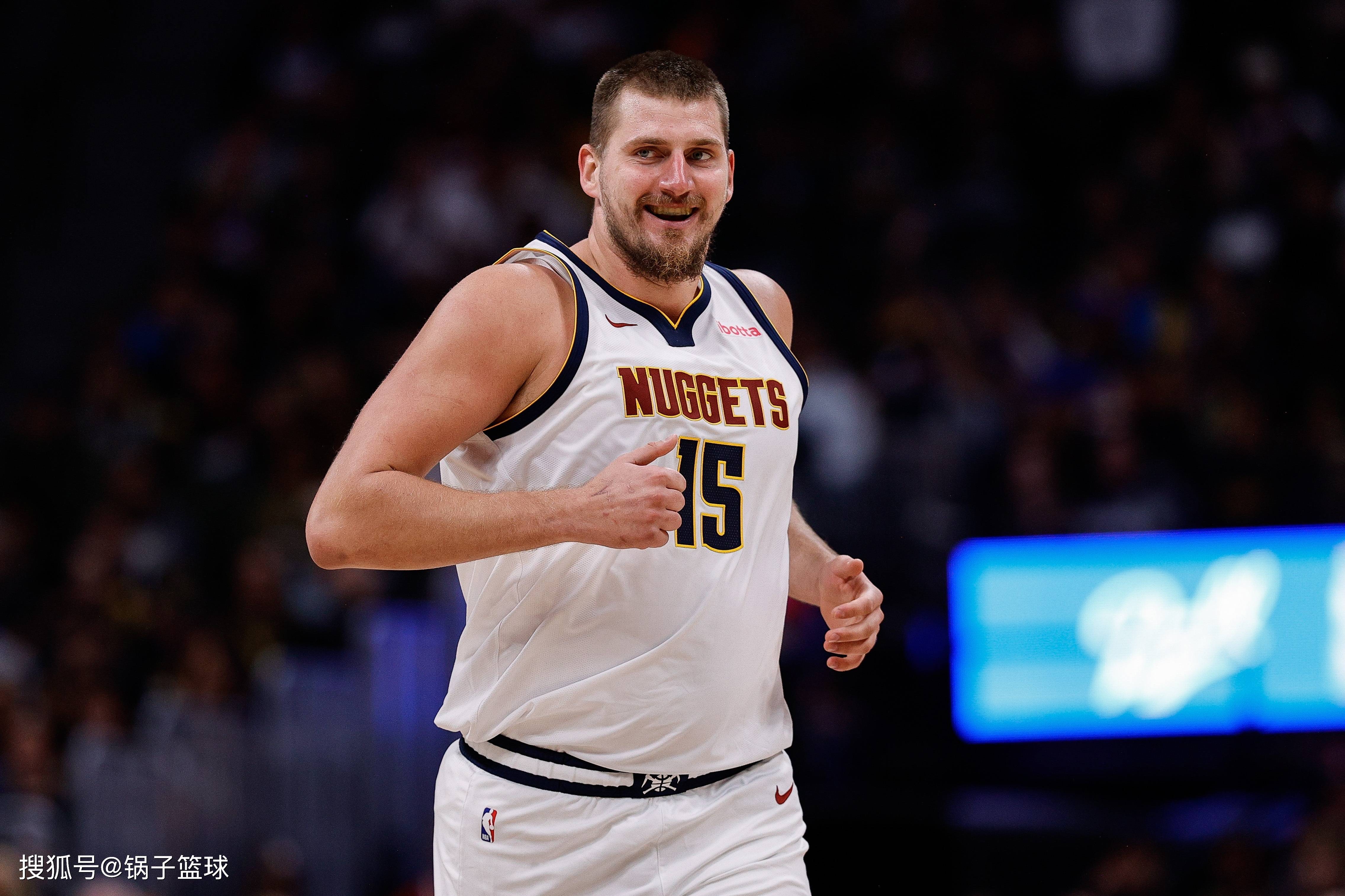 掘金队击败黄蜂，约基奇表现抢眼的简单介绍