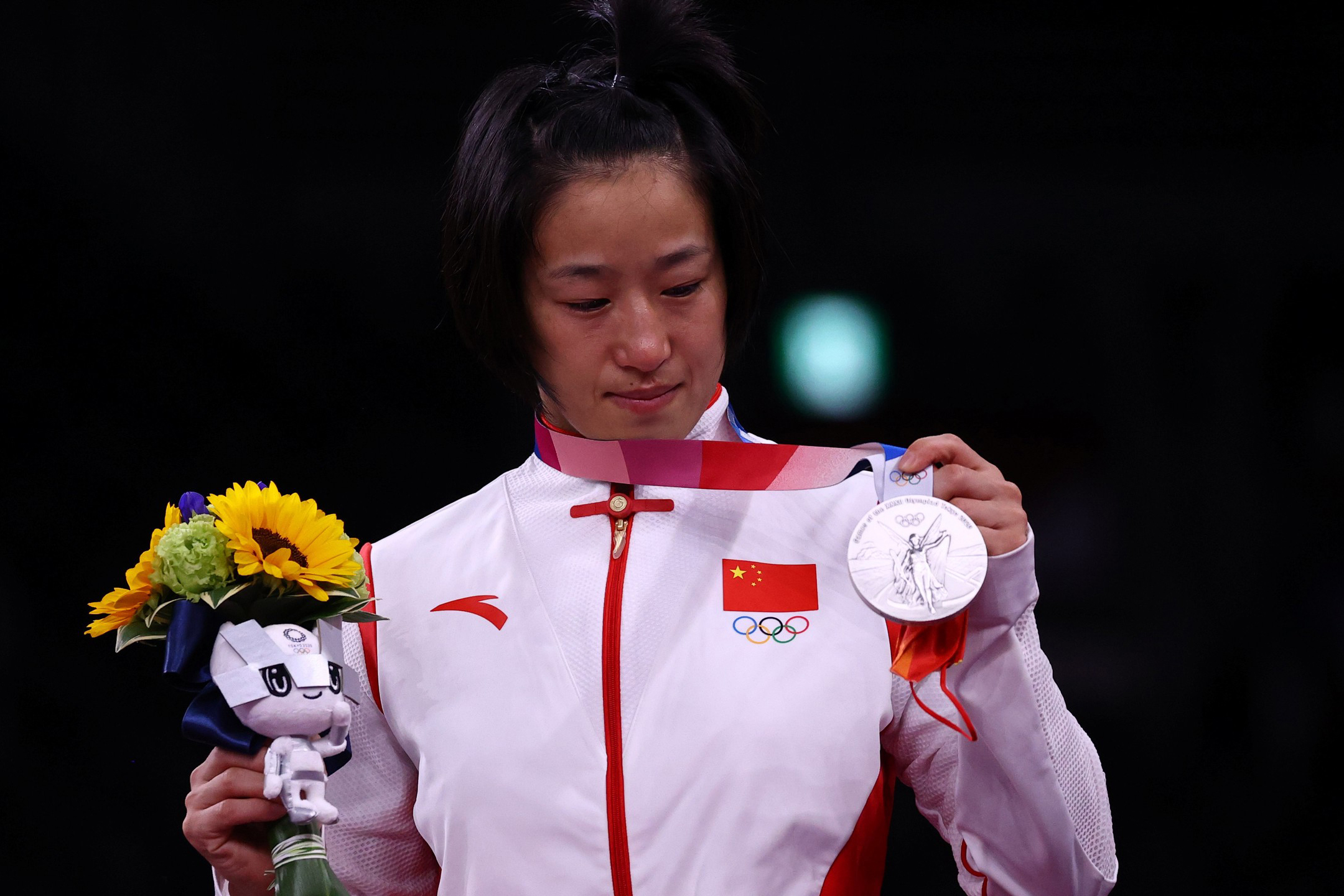 日本队选手夺冠成功，实现心中理想