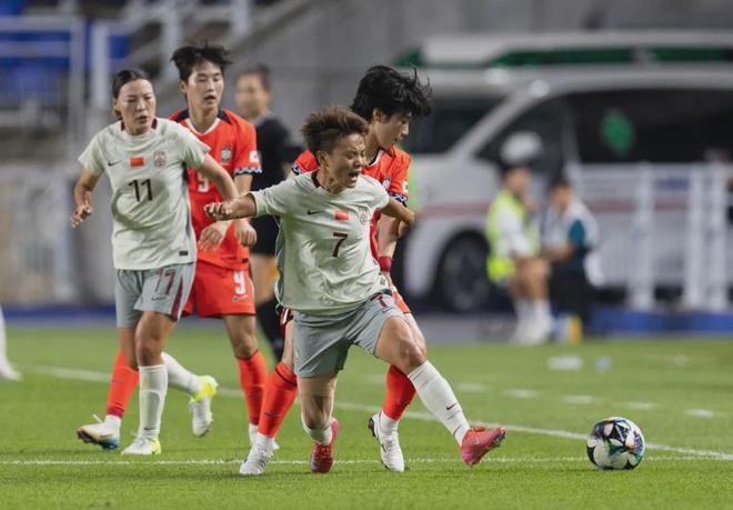 世预赛年度总决赛在即，中国女足抱团争胜